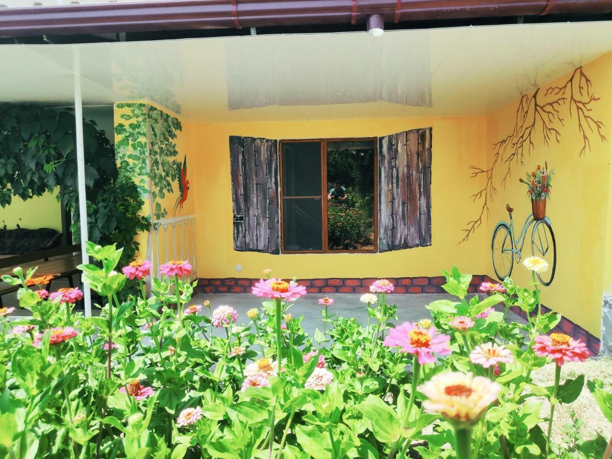 Happy House Hotel Ch'iva Exterior photo
