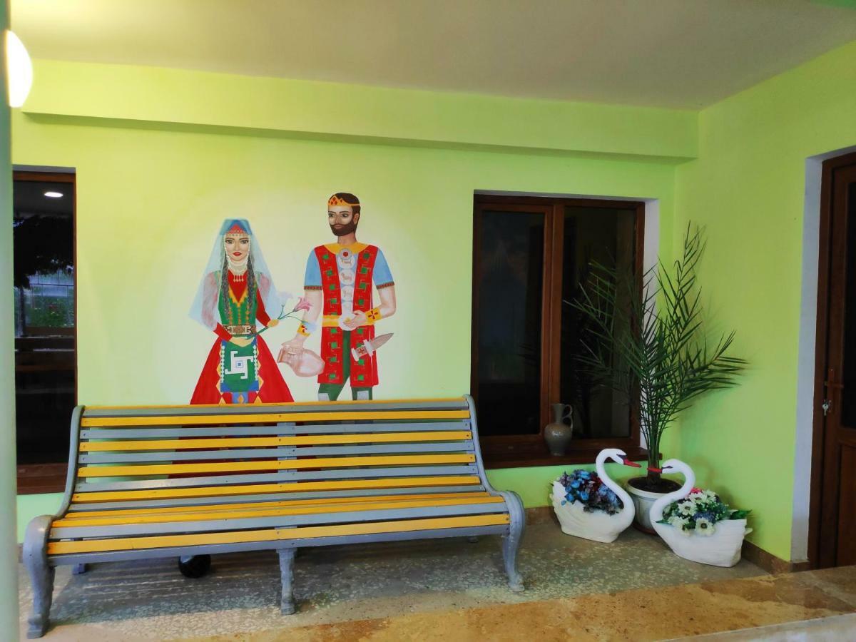 Happy House Hotel Ch'iva Exterior photo